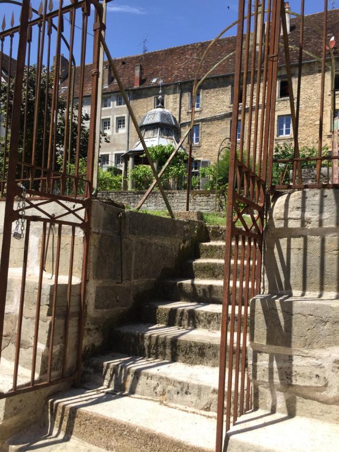 Les Tiercelines Apartment Dole Bagian luar foto